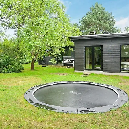 5 Person Holiday In Ferienhaus