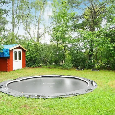 5 Person Holiday In
